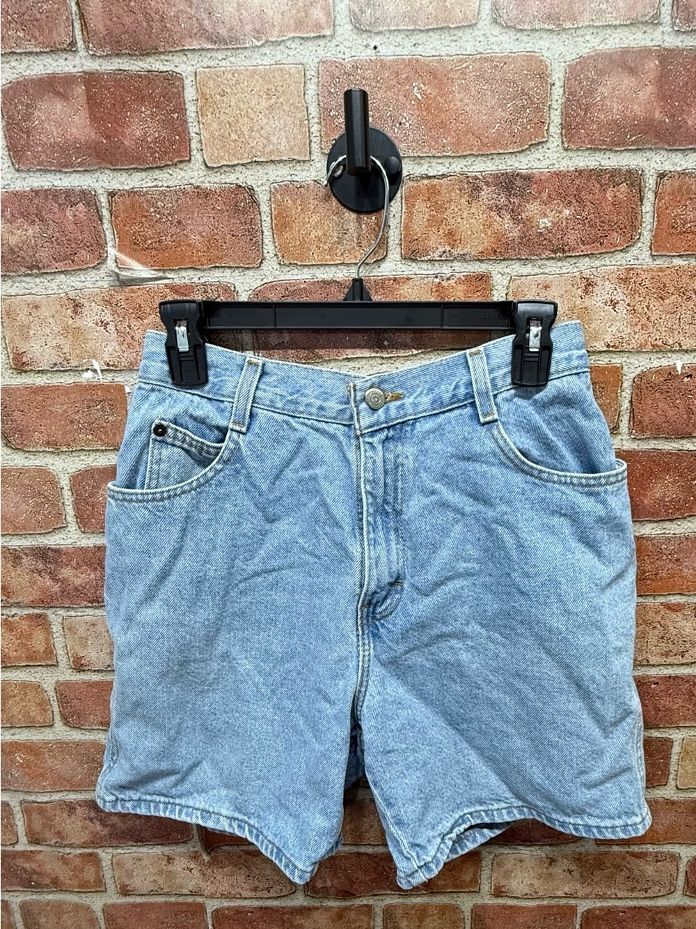 Vintage light wash high waist 80’s retro mom denim Jean shorts -Gitano